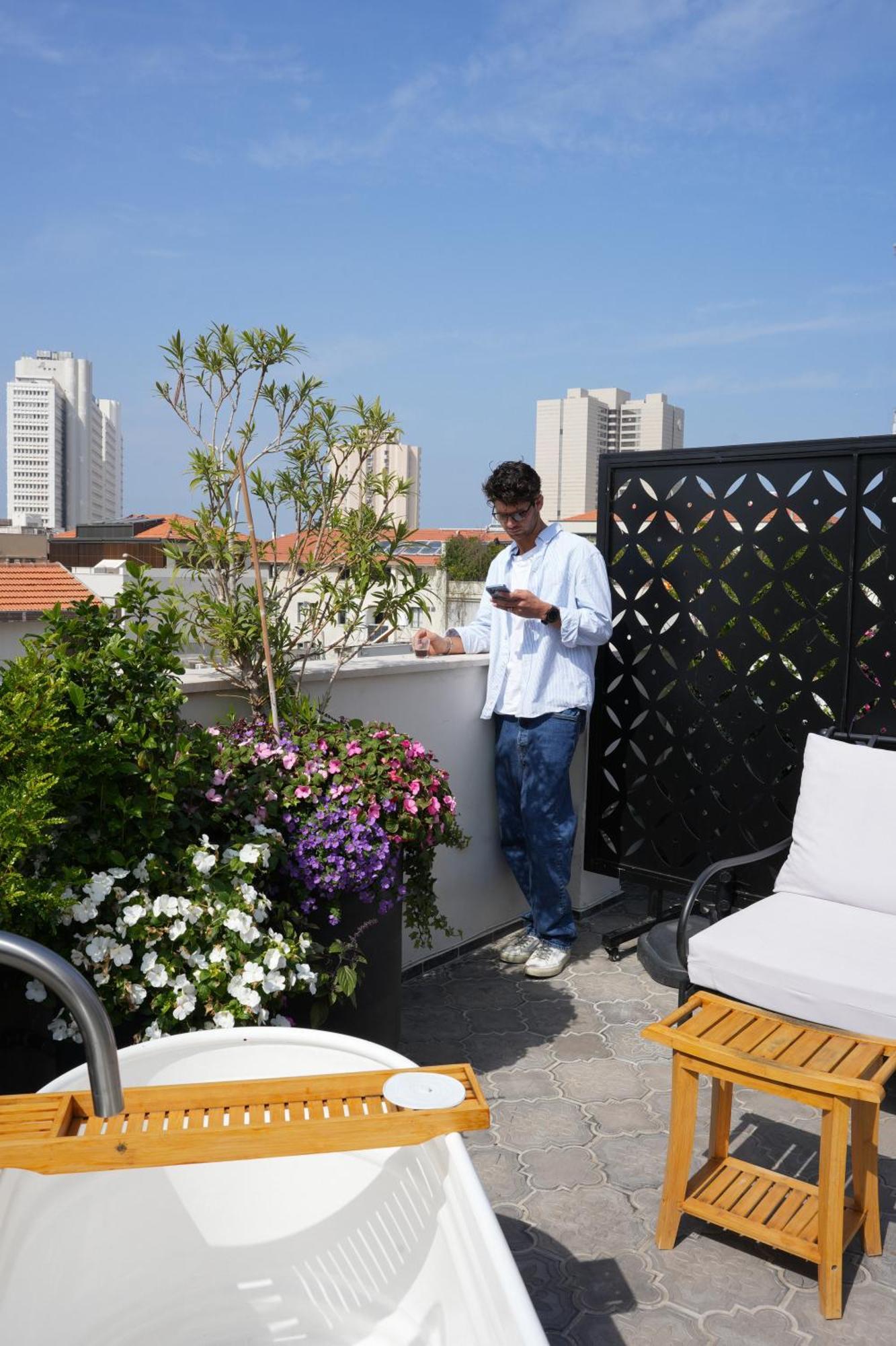Allegro Neve Tzedek Boutique Suites - By Homy Tel Aviv Bagian luar foto